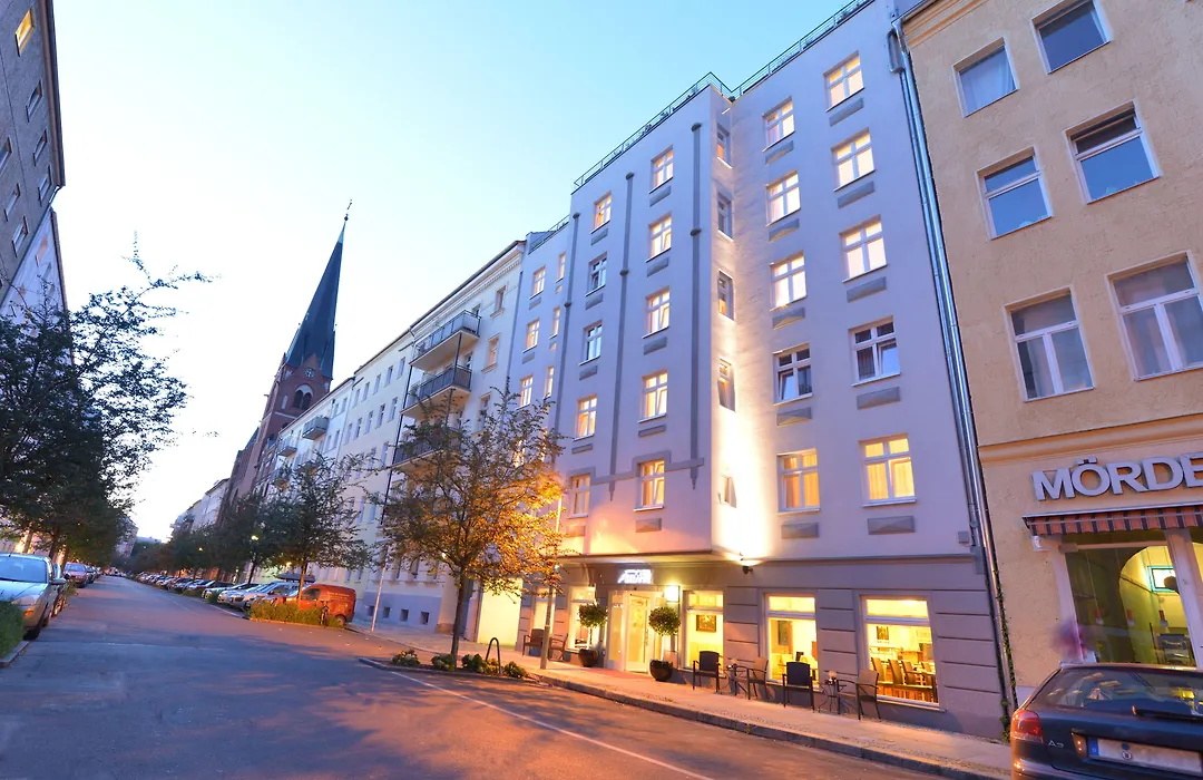 ADELANTE Boutique Hotel-1